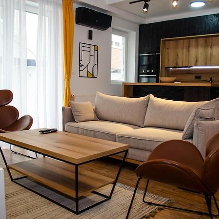 Lovely 1-Bedroom Rental Unit With Free Parking Skopje Zewnętrze zdjęcie
